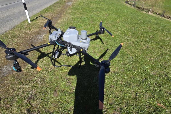 Saubere Zukunft: Drohnen und Nanobeschichtungen in der Solarbranche